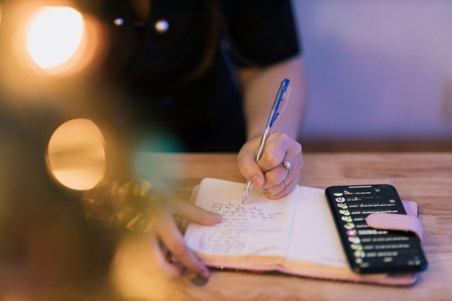 Herramientas de seguimiento financiero utilizadas en vektariloa